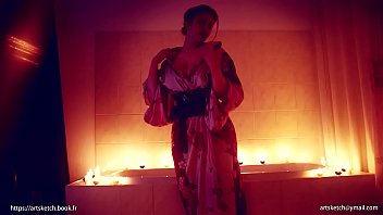 Alixia busch video take a sexy hot bath, red hair and sexy body, with big boobs.