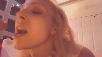 Stunning blonde sucking cock/ Wanttobewowed