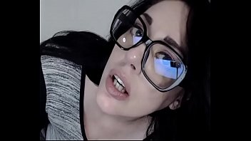 [10:14] cum latina hot milf in hot glasses