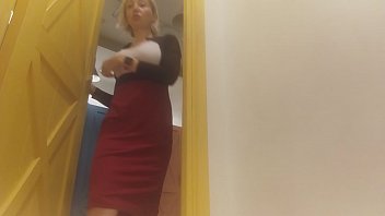 HIDDEN CAMERA! hot fitting room _)