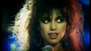 Susanna Hoffs Should've Shown Those Titties