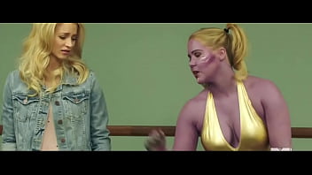 352px x 198px - Amy Schumer's juicy boob popped up - XVIDEOS.COM