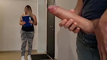 The postman girl saw me jerking off in the entrance of the dick, she is excited but wants to see how I masturbate