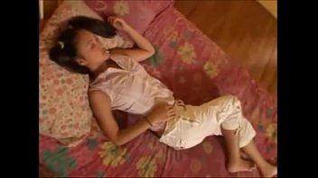 Stupid Schoolgirl Lesbian Teenage Babysitter Gets Wet When She Reads