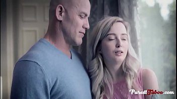 Step Daddy&#039_s special hug- Lexi Lore