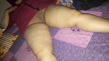 My voluptuous Side Heroine Wife  Thick Puffy Pussy Show