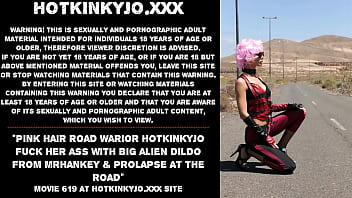 Pink hair road warior Hotkinkyjo fuck her ass with big alien dildo from mrhankey & prolapse at the road