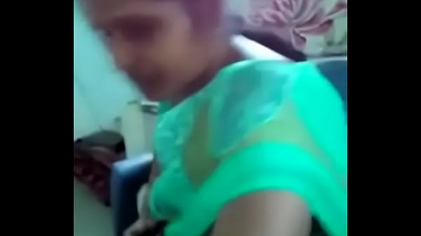 tamil girl boobs amateur [ Duration: 02:01 ]