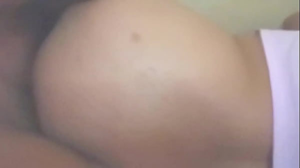 Madurita culona recibe verga lechosa en tremendo culazo en cuarentena en ica