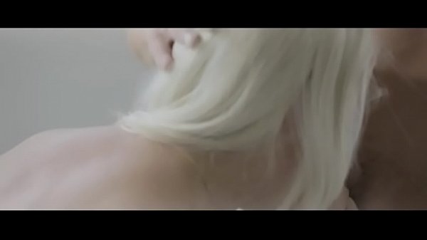 blonde babe gets it in missionary blonde [ Duration: 17:53 ]