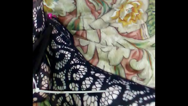 foot fetish pretty feet sex movie [ Duration: 10:04 ]