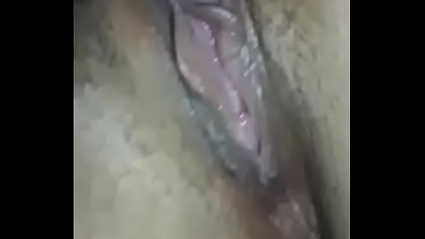 mostrando a buceta ass [ Duration: 00:35 ]