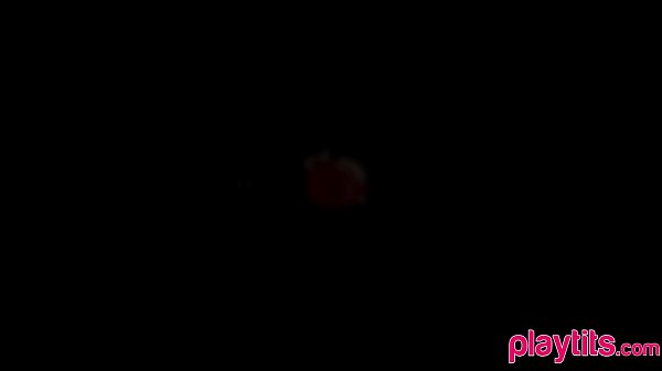 foot massage and lesbian sex for xmas lesbian [ Duration: 06:00 ]