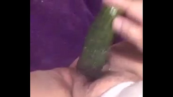 berna has a serious cucumber fetish sex movie [ Duration: 08:55 ]