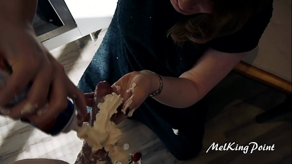 melkingpoint cream bukkake [ Duration: 02:00 ]