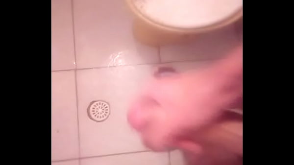 masturbando no chuveiro sexy [ Duration: 00:53 ]