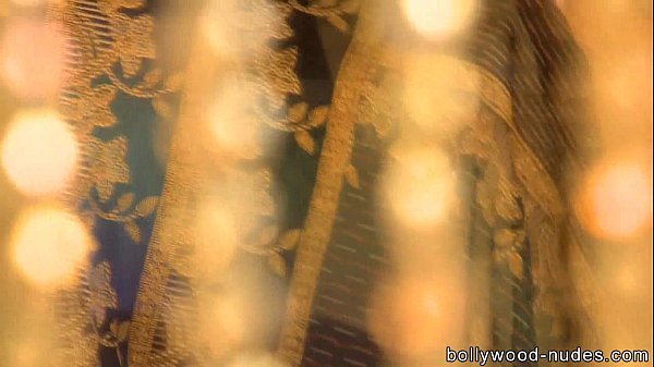 bollywood babe dances slowly for me milf [ Duration: 08:14 ]