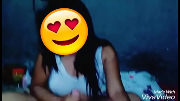 una paja bien deliciosa de esta morena deliciosa bukkake [ Duration: 01:36 ]
