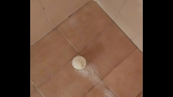 eu bebendo um drink gay [ Duration: 00:33 ]