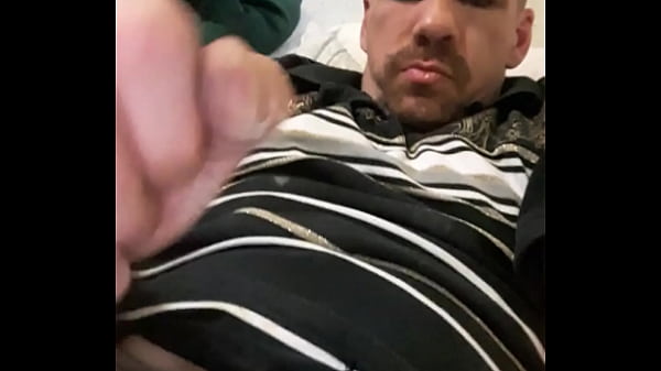 squirtatron squirtatron beating off again masturbation [ Duration: 00:21 ]