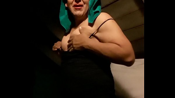 rossa travesti cantando sexy shemale [ Duration: 03:40 ]