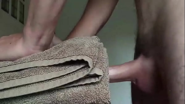 paja con masturbador casero cumshot [ Duration: 01:07 ]