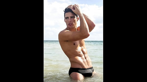 bogosses du week end hunks of the weekend gay [ Duration: 13:03 ]