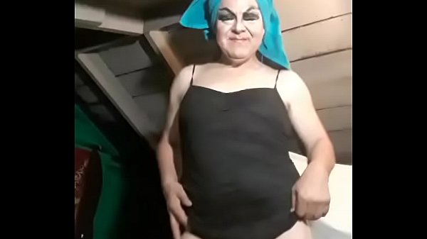 rossa travesti canta tropical shemale [ Duration: 03:52 ]