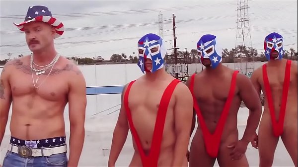 bundas deliciosas de homens gay [ Duration: 03:07 ]