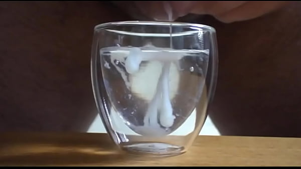hugeloads cum in glass cumshot [ Duration: 00:32 ]