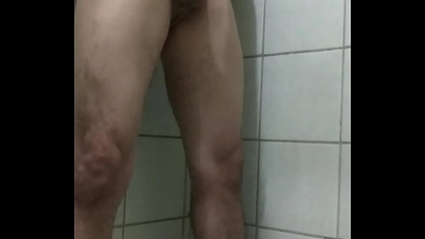 adriano fortaleza tirando leite gay [ Duration: 02:00 ]