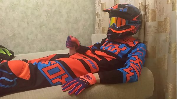 gay motocross biker play gay [ Duration: 02:25 ]