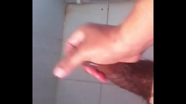 batendo uma zinha no chuveiro sex movie [ Duration: 00:25 ]