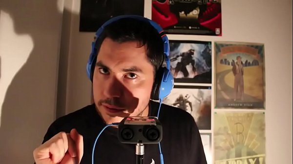 kirby broute une chatte anglaise gay [ Duration: 13:29 ]