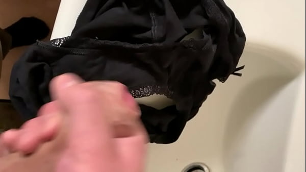 cumshot on panties cumshot [ Duration: 01:22 ]