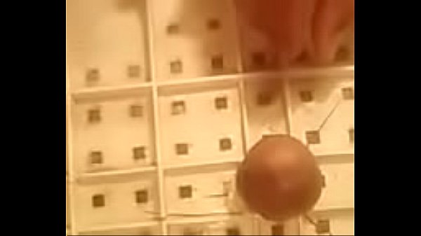 verga sale un rato de su hueco para masturbarse cumshot [ Duration: 04:00 ]