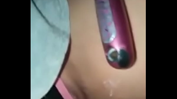 Siririca with hairbrush • Free Porno Video Gram, XXX Sex Tube
