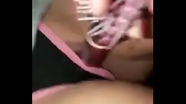 Siririca with hairbrush • Free Porno Video Gram, XXX Sex Tube