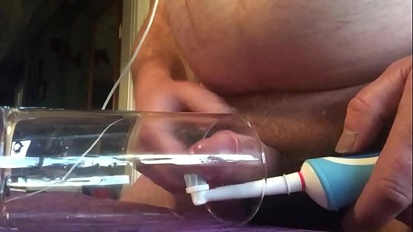 eltandborste oktoberman soloboy cumshot [ Duration: 04:05 ]