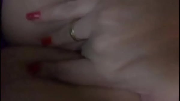 casadinha se masturba deliciosamente bukkake [ Duration: 01:19 ]