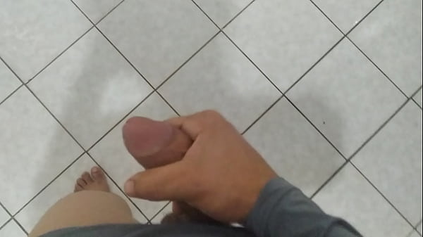 novinho gozando e gemendo na punheta cumshot [ Duration: 01:28 ]