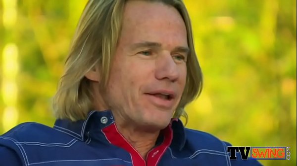 horny guys get to pleasure two girls exotic [ Duration: 09:25 ]