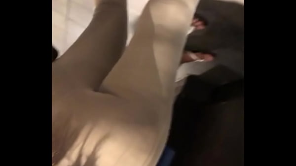thot in starbucks ass [ Duration: 00:27 ]