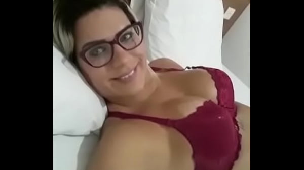 coroa safada querendo pica milf [ Duration: 01:22 ]