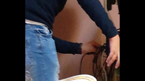 tremenda follada a un ordenador gay [ Duration: 00:39 ]