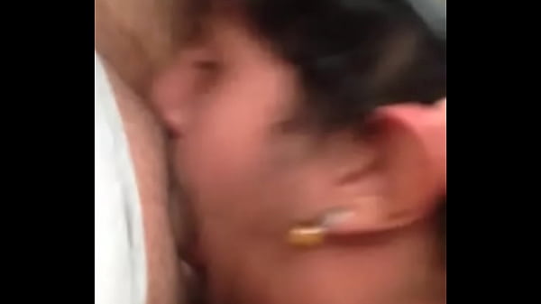 viadinho mamando para pagar a corrida gay [ Duration: 00:40 ]