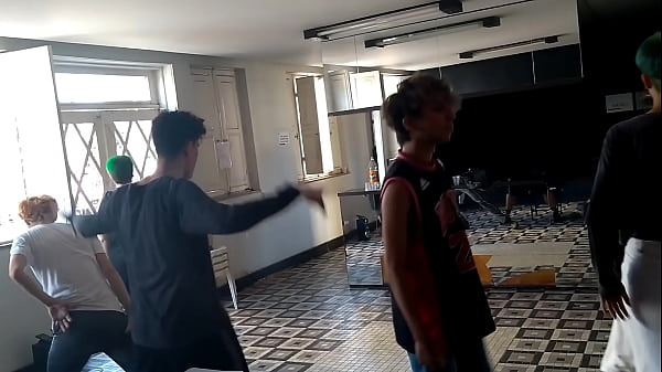 suruba com a novinha exotic [ Duration: 02:05 ]