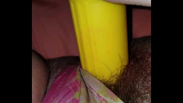 streaching my pussy amateur [ Duration: 01:36 ]