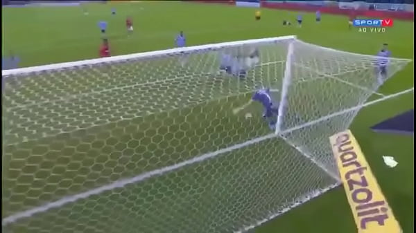 nas preliminares interracial [ Duration: 00:37 ]