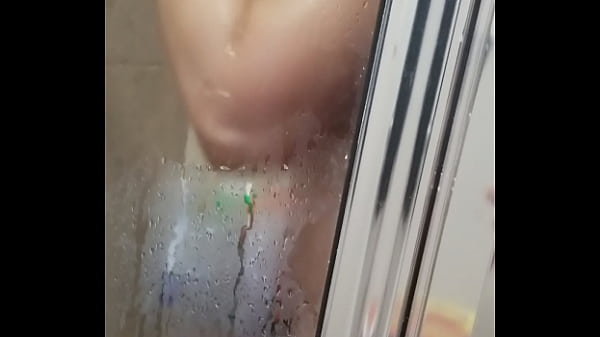 wife showering amateur [ Duration: 00:23 ]
